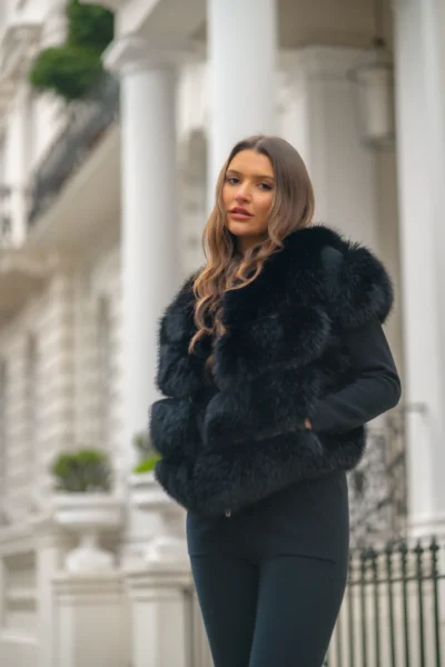 black premium faux fur gilet